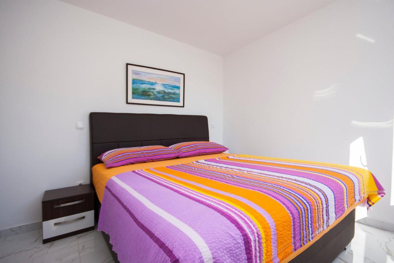 Apartments Osti روغوزنيكا المظهر الخارجي الصورة