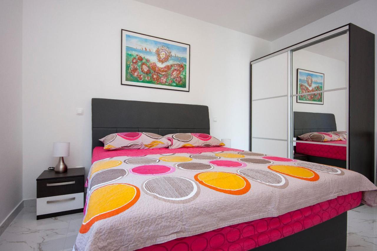 Apartments Osti روغوزنيكا المظهر الخارجي الصورة